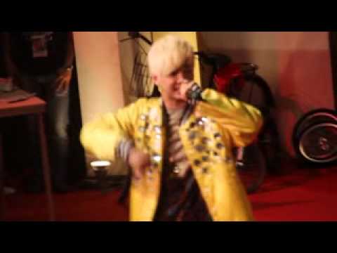 120114 Bang & Zelo First Asia Tour 2012 In Malaysia - Never Give Up