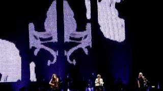 Dixie Chicks - Lullaby (Live) - Clip
