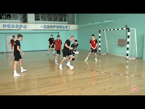 В Ревде турнир по мини-футболу объединил детей, молодёжь и ветеранов