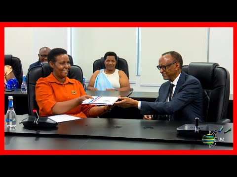 Perezida Kagame yashyikirije Komisiyo y'Igihugu y'Amatora kandidatire ku mwanya w'Umukuru w'Igihugu