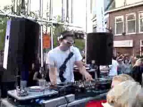 Bevrijdingsdag 2008 Markies Steff vs Martin