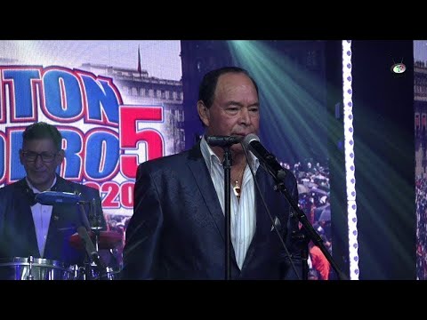 Super Grupo Colombia - La Monjita Voladora (Reventón Sonidero 5)