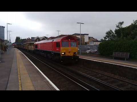 66025 + 66076 (6N65 Eastleigh East Yard - Kingswood) at Cosham 21st May 2024