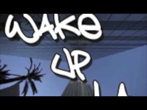 download lagu mp3 mp4 Wake Up La, download lagu Wake Up La gratis, unduh video klip Wake Up La