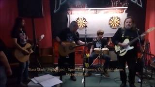 Video Stará Škola Unplugged - Tvrz live