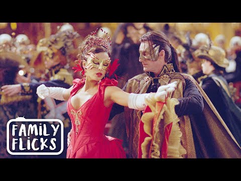 Dracula's Masquerade Ball | Van Helsing (2004) | Family Flicks
