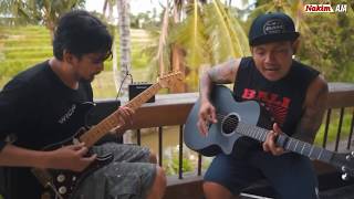 Download lagu BOBBY KOOL - PULANG (acoustic) mp3 Download lagu BOBBY KOOL - PULANG (acoustic) mp3