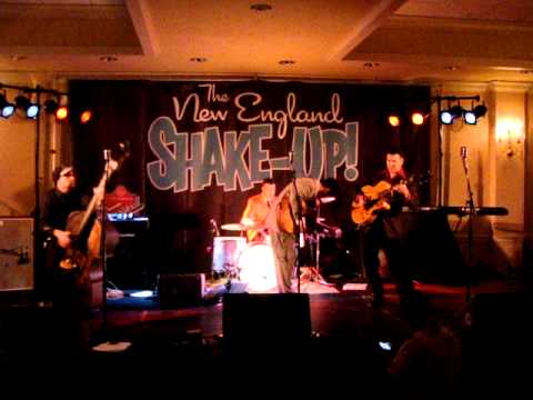 Johnny Carlevale & The Rollin' Pins - Love Sick Spell   New England Shake Up 2013