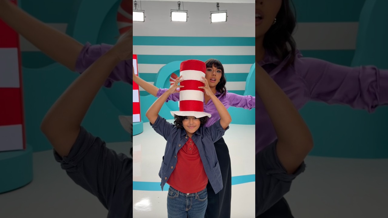Miniature de la vidéo The power of the hat is in their hands, literally. du film Le Chat Chapeauté