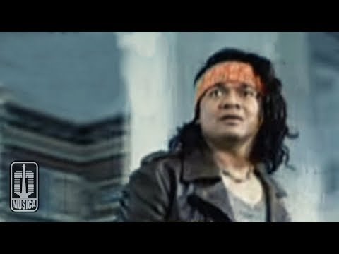 Candil Feat Saykoji - Senandung Rindu (Official Music Video)