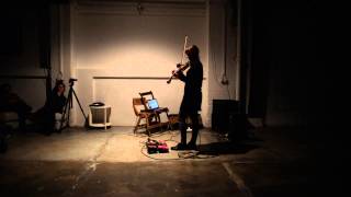 Agathe Max live at MKII