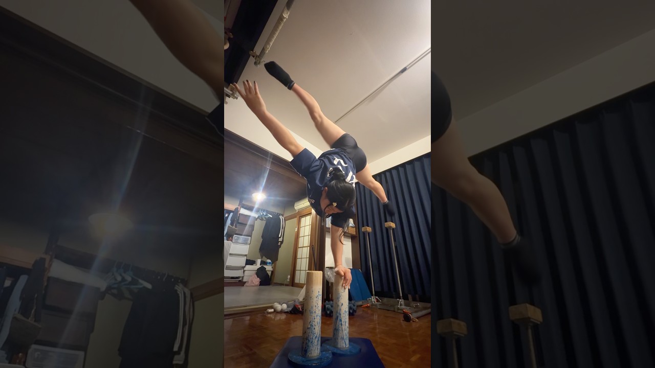 4月だ〜〜〜今年度もたくさんがんばっていこ〜🤙🏻❀#倒立 #ハンドバランス #handbalance #calisthenics #movement #shorts