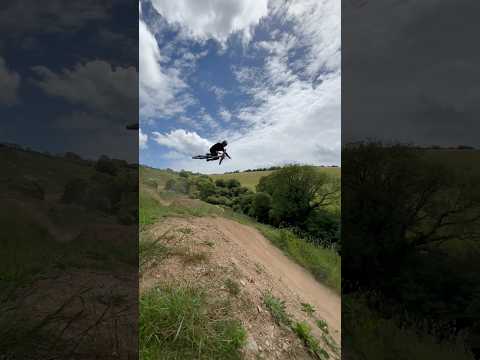 Big hip trains 🔥 #mtb #trians #fyp #viral