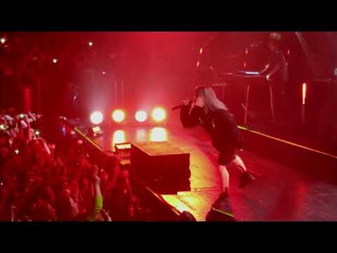 download lagu mp3 mp4 Billie Eilish Tivolivredenburg 24 Februari, download lagu Billie Eilish Tivolivredenburg 24 Februari gratis, unduh video klip Billie Eilish Tivolivredenburg 24 Februari