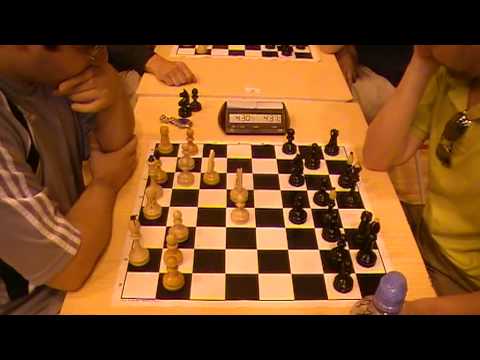 11.1. GM Sergej Movsesian - Miroslav Maslík 1/2 - 1/2