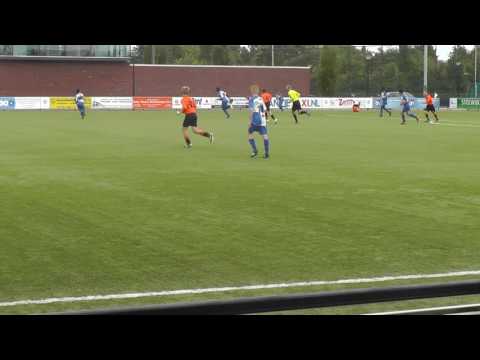 13 aug 2016 VV De Meern O15-1 - Waterwijk O15-1 vriendsch 1-3 Daan op lat