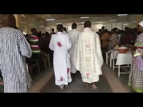 Extrait fête Patronale de la paroisse Saint Jean Marie Vianney. Chorale Moorephone