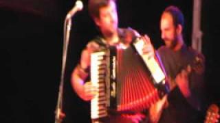 Maraveyas ilegal - ΠΑΡΕ ΧΡΩΜΑ