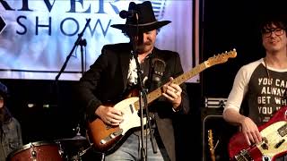 The Silks perform Neil Young's  "Are You Ready For The Country"