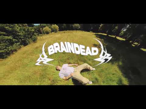 DENNIS DIES DAS – BRAINDEAD (Prod. by Sascha Urlaub)