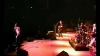 Buckcherry - Baby (Live at Osaka Dome 1999 - 03 of 12 )