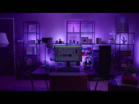 Razer Kraken Gaming Headset: Lightweight Aluminum Frame, Retractable Noise Isolating Microphone,