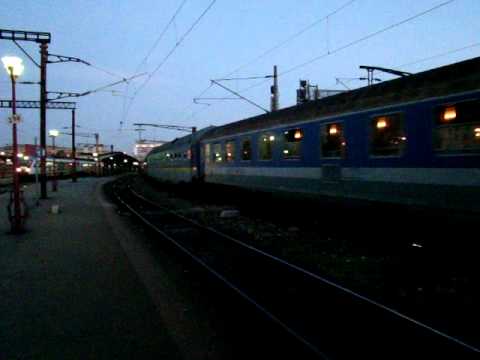 Plecarea locomotivei EA 91-53-0-477-551-2 din Gara de Nord