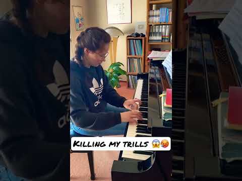Beethoven wants to kill me 😵‍💫🥵 trills of death 😱 #shorts #beethoven #piano #trills