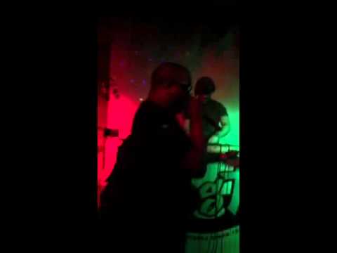 Turno. Gumster n G dizzle