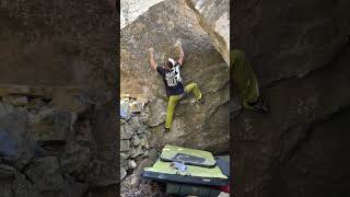 Video thumbnail of Tutankamon, 7a. Arbolí