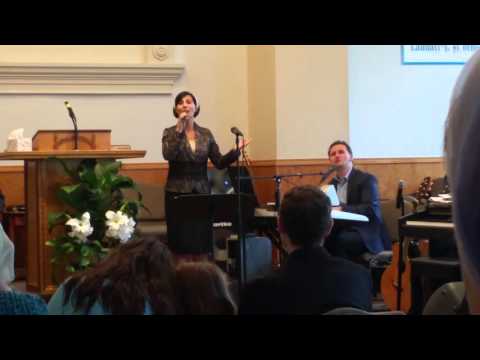 Sora Ramona Condor și fratele Marius Eu de Tine am nevoie.