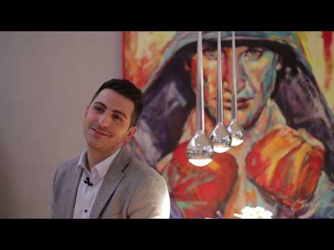 Ein leuchtender Blickfang: "Falling" von Tobias Grau // Drifte Experten Team