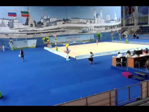 Выступает полина колено виликая чемпионка