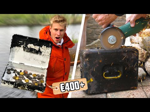 Chest of Money Found | Magnet Fishing