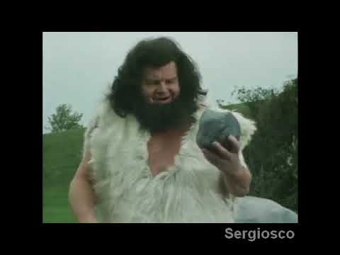 Benny Hill   Heroes Through the Ages 1989descargaryoutube com1