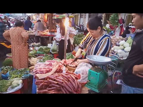 Street Food Video - Evening Street Food In Phnom Penh - Cambodian Market Food View At Toultompoung