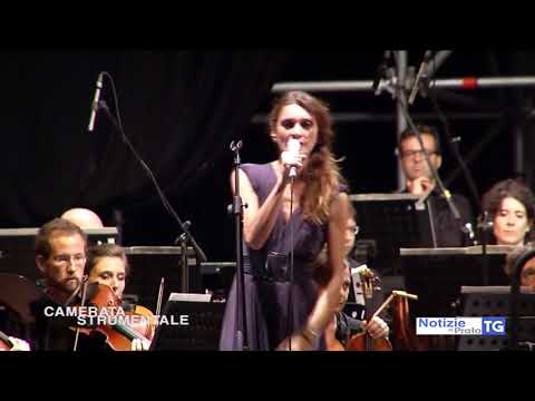 2017-09-04 PRATO - ATTESA PER CONCERTO DELLA CAMERATA IN PIAZZA DUOMO