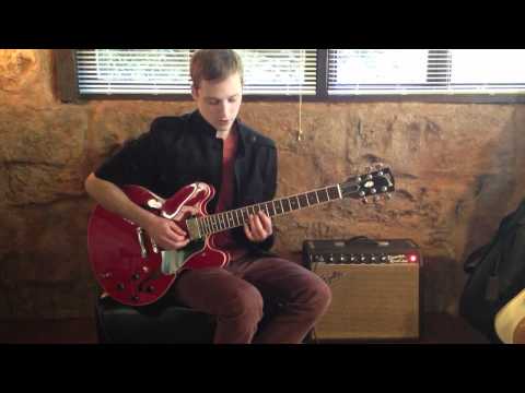 Lick of the Week #55 A Major - Jon MacLennan