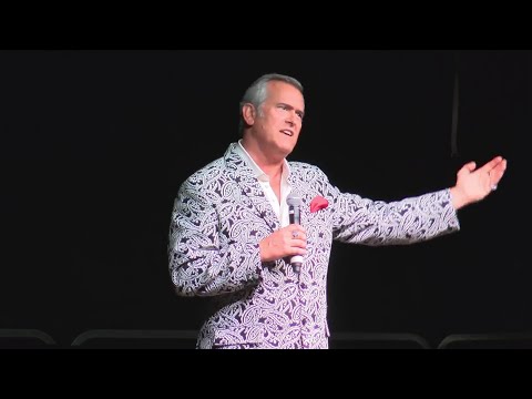 Bruce Campbell Visits Midway Drive In For His Keep Your Distance Tour