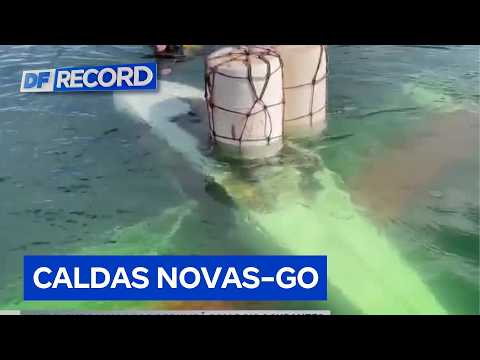 Ultraleve cai no lago Corumbá em Caldas Novas; ocupantes são resgatados sem ferimentos | DF Record