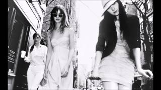 Au Revoir Simone - Boiling Point