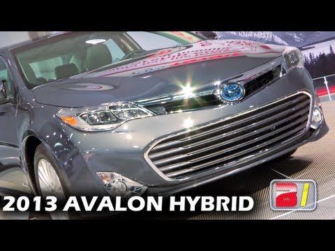 2013 Toyota Avalon Hybrid Profile