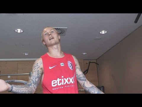 Zapping...Simon Kjaer ne supporte plus LOSCTV