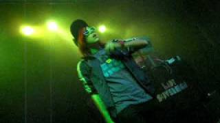 Lady Sovereign - I got you dancing live