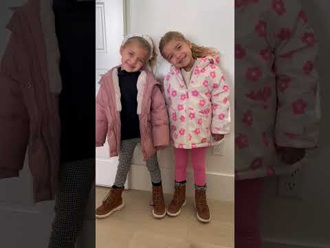 What TWINS wear in a Week!