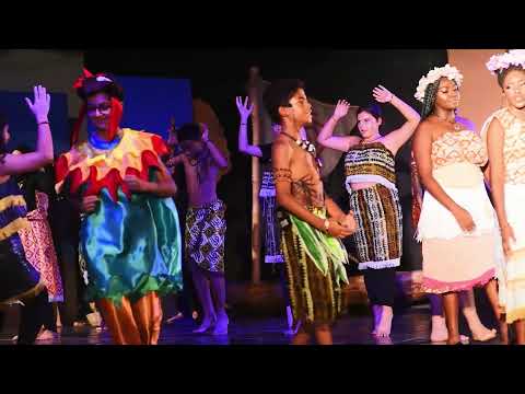 Journey to Mamma Mia: Throwback to Moana!