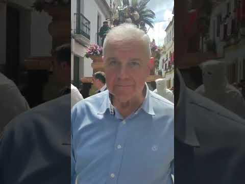 Incidente: Se desmaya el nazareno que cargaba la cruz de guia en la Borriquita Córdoba 2025