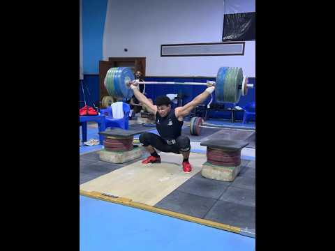 Abdo Younes (85) 195 kg block snatch