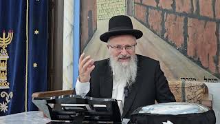 מדהים לחיות בתוך עולם שבו נופלים הרודנים אחד אחד | הרב שמואל אליהו | הלכה יומית | ג' אב תשפ"ד (הרב שמואל אליהו) - התמונה מוצגת ישירות מתוך אתר האינטרנט יוטיוב. זכויות היוצרים בתמונה שייכות ליוצרה. קישור קרדיט למקור התוכן נמצא בתוך דף הסרטון