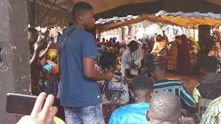 Download lagu Zikiri solo Massake koura l'homme Merci Zikiri Bamoussa keïta. nous sommes De Badia. De Badia. mp3